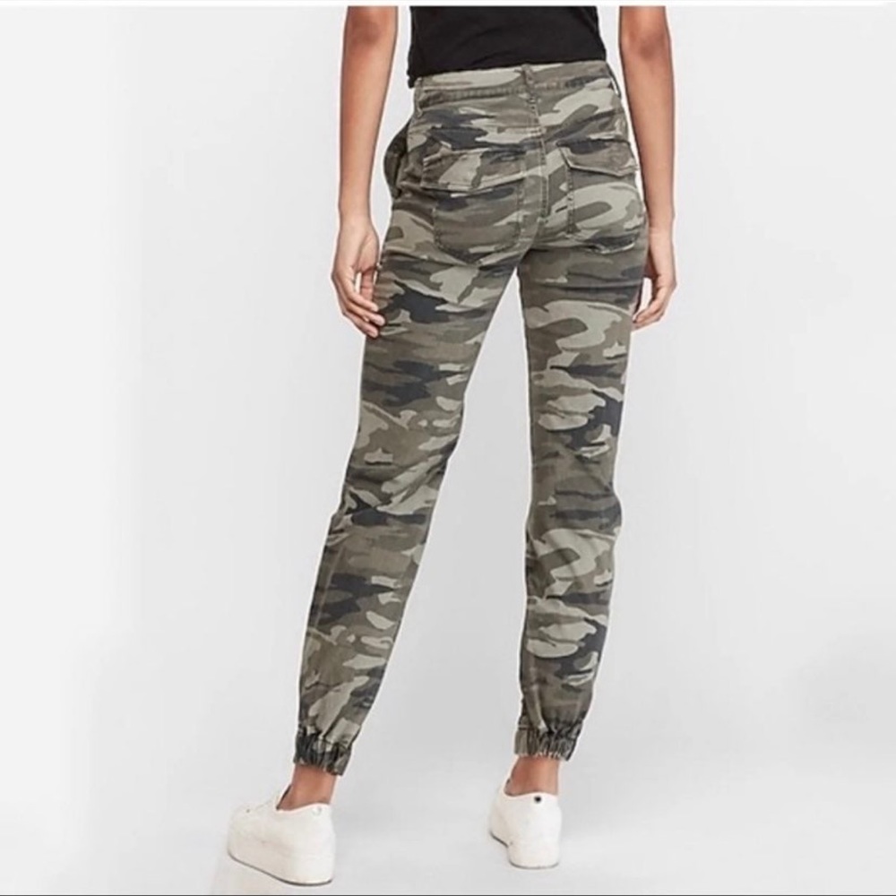 Express High Rise Cropped Straight Stretch Camo Pants Sz 12